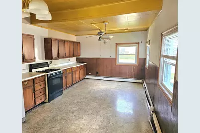 801 5th Street SW, Willmar, MN 56201 - Photo 3