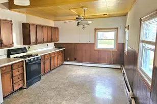 801 5th St SW, Willmar, MN 56201 - Photo 3