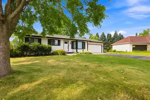 8749 212th St Ct N, Forest Lake, MN 55025 - Photo 3