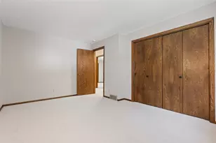 135 Pleasant Ln E, Excelsior, MN 55331 - Photo 19