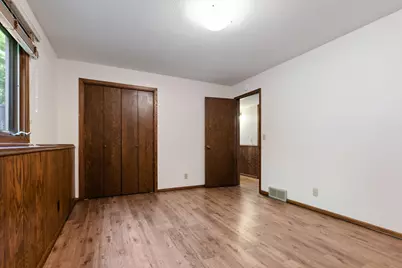 135 Pleasant Lane E, Excelsior, MN 55331 - Photo 31