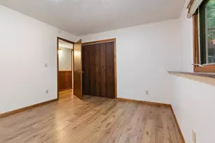 135 Pleasant Ln E, Excelsior, MN 55331 - Photo 35