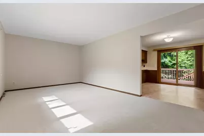 135 Pleasant Lane E, Excelsior, MN 55331 - Photo 7