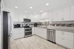 168 6th St E, Saint Paul, MN 55101 - Photo 13