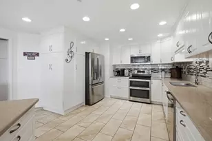 168 6th St E, Saint Paul, MN 55101 - Photo 13