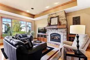 1782 Fallbrooke Dr, Hastings, MN 55033 - Photo 9