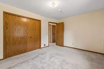 972 Pointe Way, Eagan, MN 55123 - Photo 19