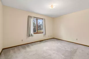972 Pointe Way, Eagan, MN 55123 - Photo 15