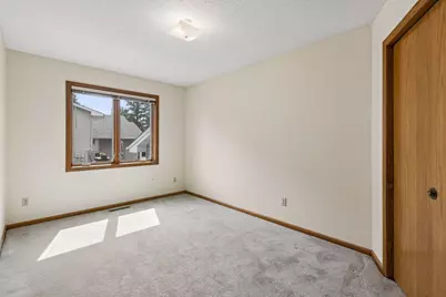 972 Pointe Way, Eagan, MN 55123 - Photo 17