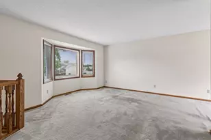 972 Pointe Way, Eagan, MN 55123 - Photo 3