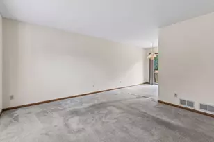 972 Pointe Way, Eagan, MN 55123 - Photo 13