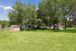 972 Pointe Way, Eagan, MN 55123 - Photo 29