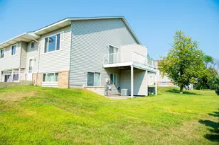 15872 Granada Ave, Apple Valley, MN 55124 - Photo 3