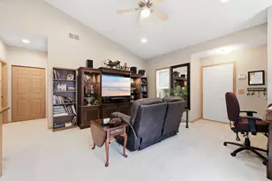 4824 Humboldt Ave N, Minneapolis, MN 55430 - Photo 11