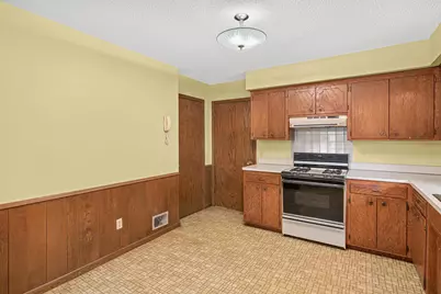 405 Terrace Drive, Roseville, MN 55113 - Photo 9