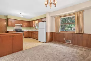 405 Terrace Dr, Roseville, MN 55113 - Photo 7