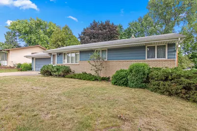 405 Terrace Drive, Roseville, MN 55113 - Photo 3