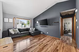 25626 Forest Blvd Ln, Wyoming, MN 55092 - Photo 3