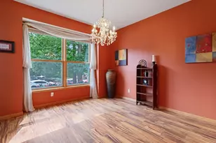 2437 Matterhorn Dr E, Maplewood, MN 55119 - Photo 17