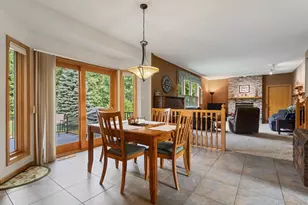 2437 Matterhorn Dr E, Maplewood, MN 55119 - Photo 7