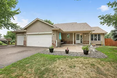 405 12th Avenue NW, Isanti, MN 55040 - Photo 1