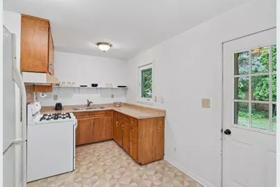 12916 Fairfield Road W, Minnetonka, MN 55305 - Photo 9