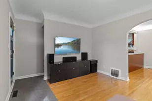 854 21st Ave SE, Minneapolis, MN 55414 - Photo 3