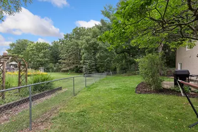 12540 Everest Court W, Apple Valley, MN 55124 - Photo 31