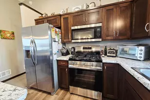 381 18th St Ct NW, Sauk Rapids, MN 56379 - Photo 7