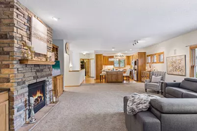 1354 Holly Avenue N, Oakdale, MN 55128 - Photo 25