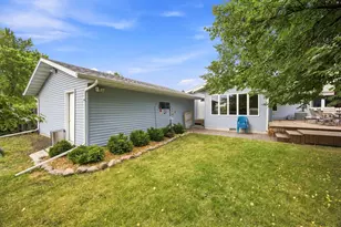 519 Appletree Ln, Moorhead, MN 56560 - Photo 41