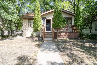915 College Street N, Fargo, ND 58102 - Photo 1