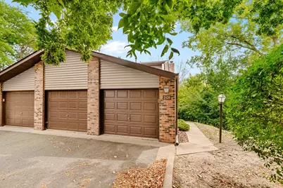 2420 Mendelssohn Lane N #5, Golden Valley, MN 55427 - Photo 1
