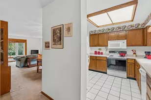 2420 Mendelssohn Ln N, Golden Valley, MN 55427 - Photo 13