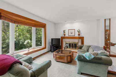 2420 Mendelssohn Lane N #5, Golden Valley, MN 55427 - Photo 5