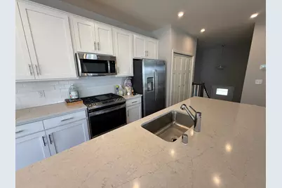 2851 Lexington Place N, Roseville, MN 55113 - Photo 7