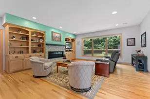 6921 Bluff Ln NW, Rochester, MN 55901 - Photo 7