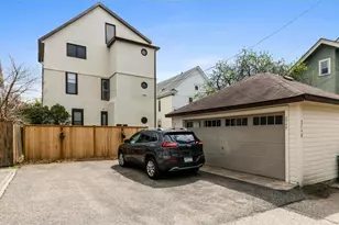 2748 Dupont Ave S, Minneapolis, MN 55408 - Photo 15