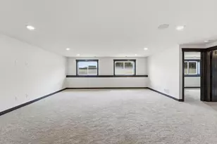 909 Acorn Ct, Hudson, WI 54016 - Photo 45