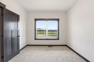 909 Acorn Ct, Hudson, WI 54016 - Photo 43