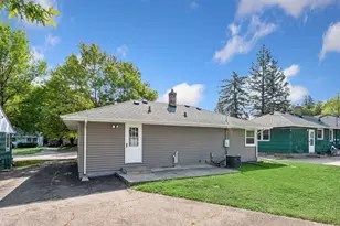 1225 Hall Ave, West Saint Paul, MN 55118 - Photo 27