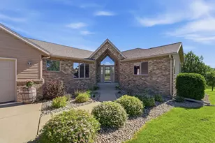 126 57th Ave NE, Willmar, MN 56201 - Photo 7