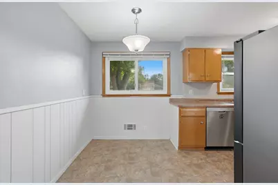 2005 Maple Street, Hastings, MN 55033 - Photo 9