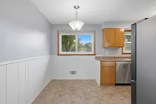 2005 Maple St, Hastings, MN 55033 - Photo 9