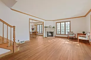 1393 Keston St, Saint Paul, MN 55108 - Photo 5