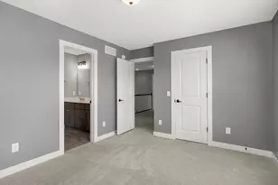 5085 Zircon Ln N, Plymouth, MN 55446 - Photo 39