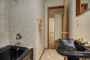 717 Hall Ave, Saint Paul, MN 55107 - Photo 15