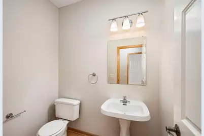 111310 Village Road, Chaska, MN 55318 - Photo 13