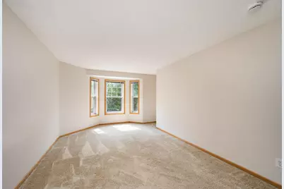 111310 Village Road, Chaska, MN 55318 - Photo 17