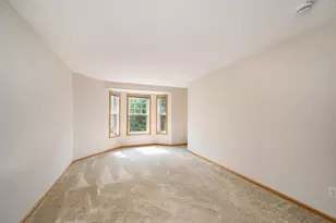 111310 Village Rd, Chaska, MN 55318 - Photo 17